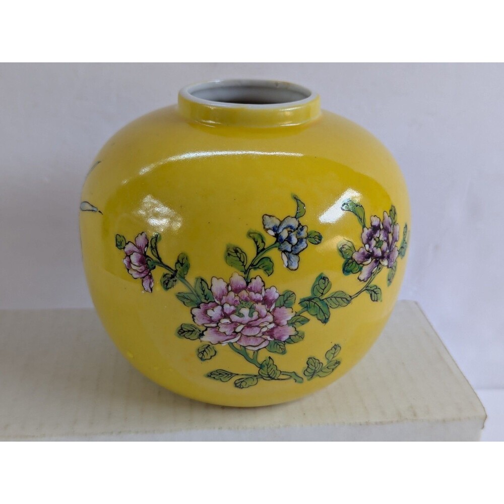 Estate Find Vtg ISCO Chinese Porcelain Yellow Jar Hand Painted Flowers 5"